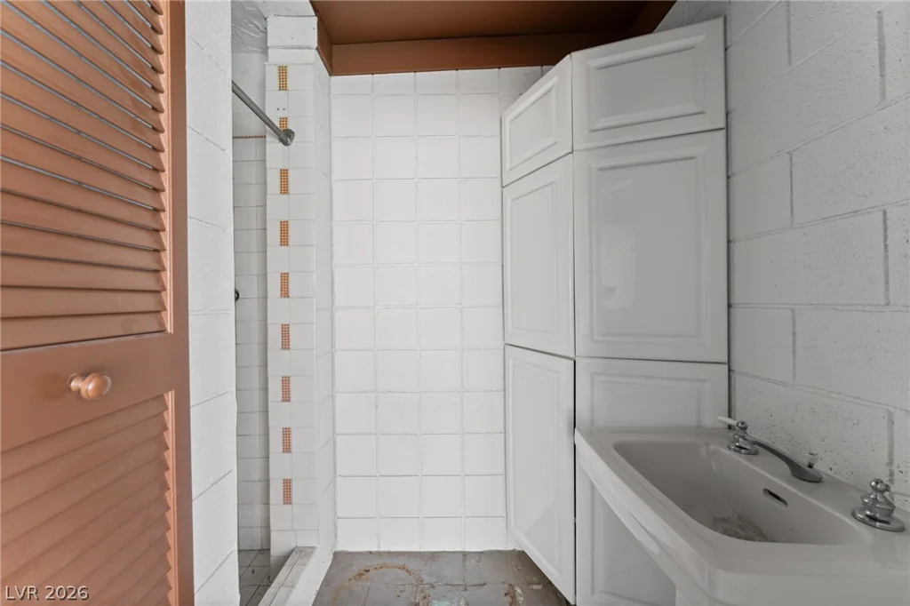 1212 Westlund, Las Vegas, NV 89102
