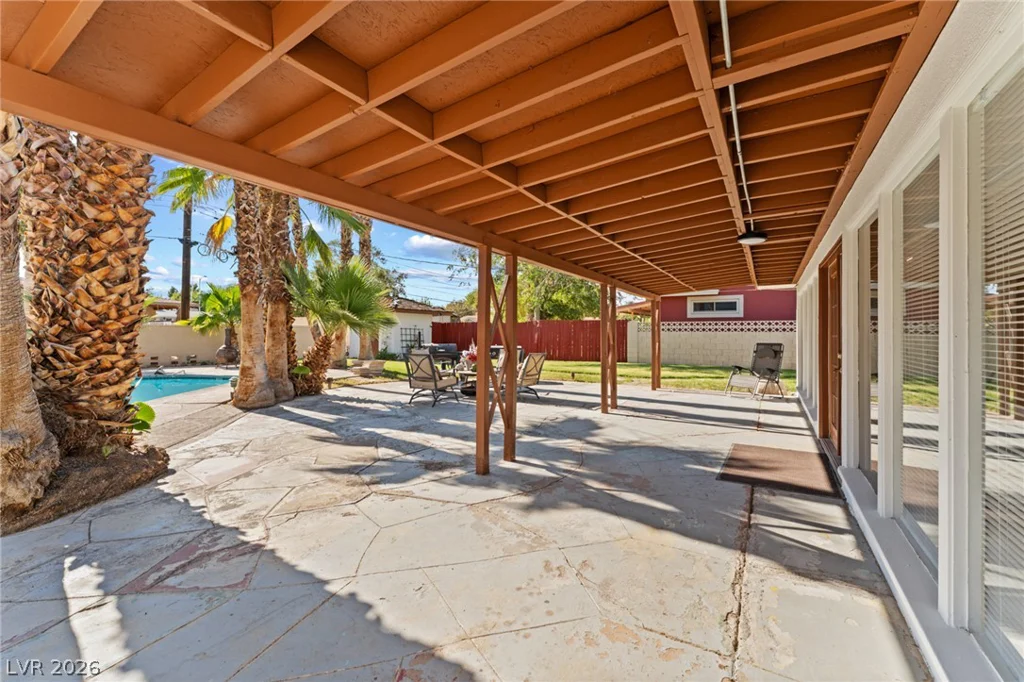 1212 Westlund, Las Vegas, NV 89102