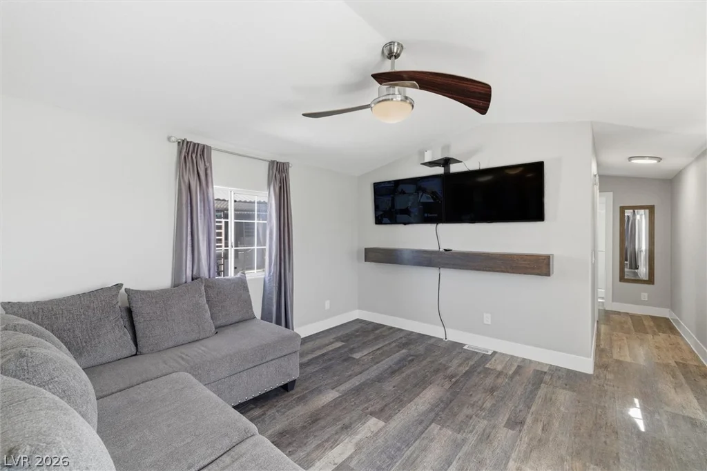 641 Woodchips, Pahrump, NV 89048