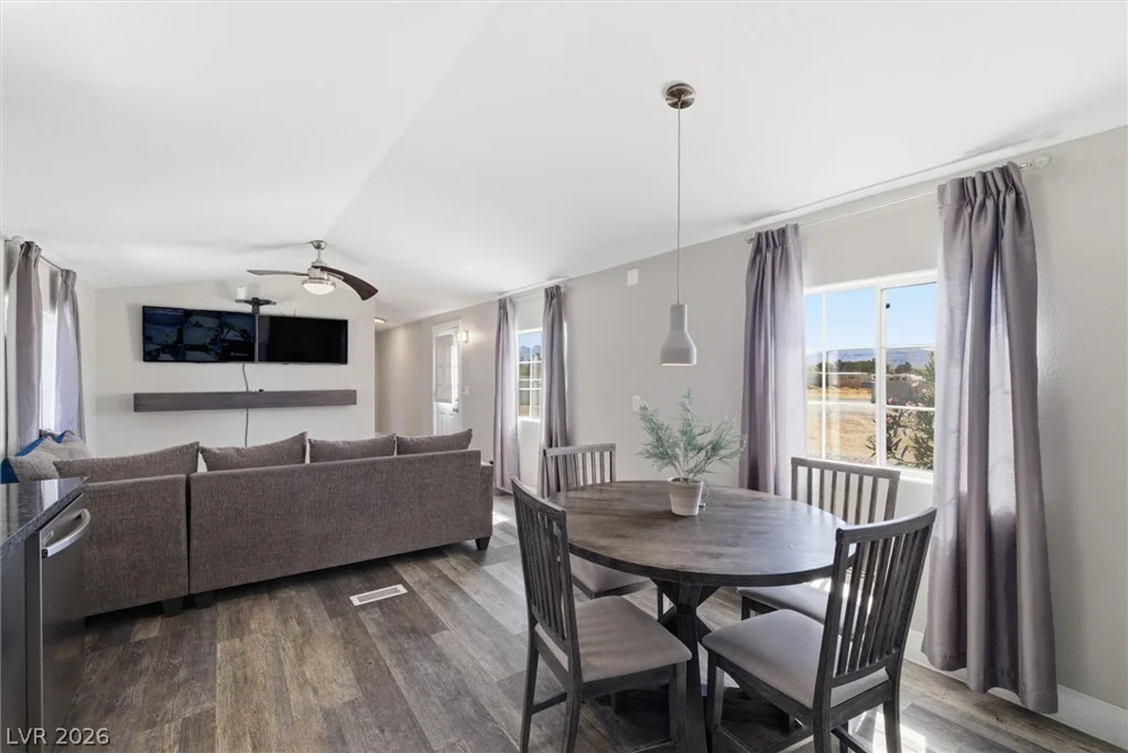 641 Woodchips, Pahrump, NV 89048