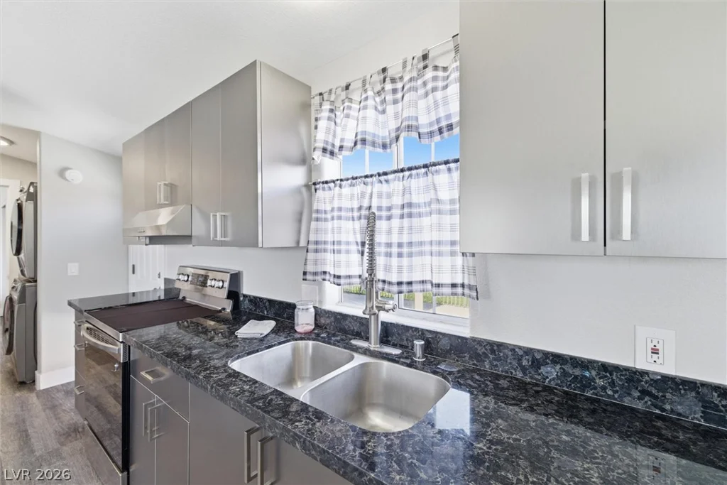 641 Woodchips, Pahrump, NV 89048