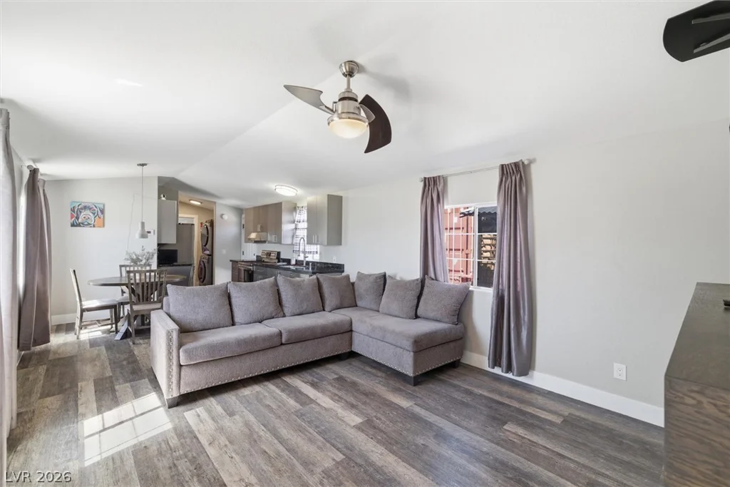 641 Woodchips, Pahrump, NV 89048