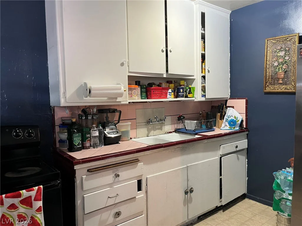 609 TIFFANY, Las Vegas, NV 89101