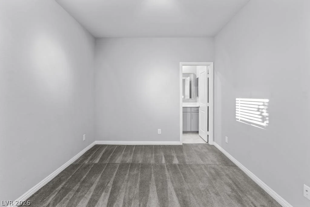 909 Riverlawn, Las Vegas, NV 89138