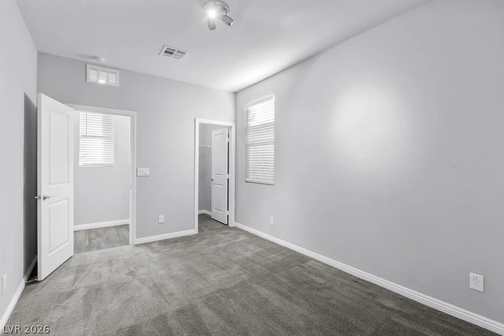 909 Riverlawn, Las Vegas, NV 89138