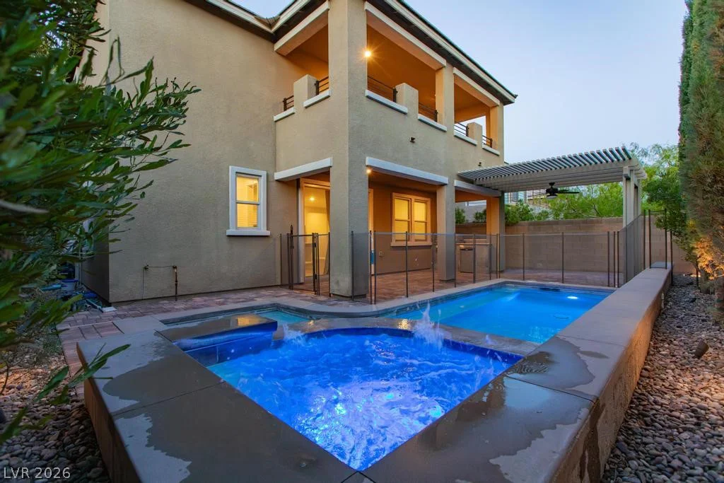 909 Riverlawn, Las Vegas, NV 89138