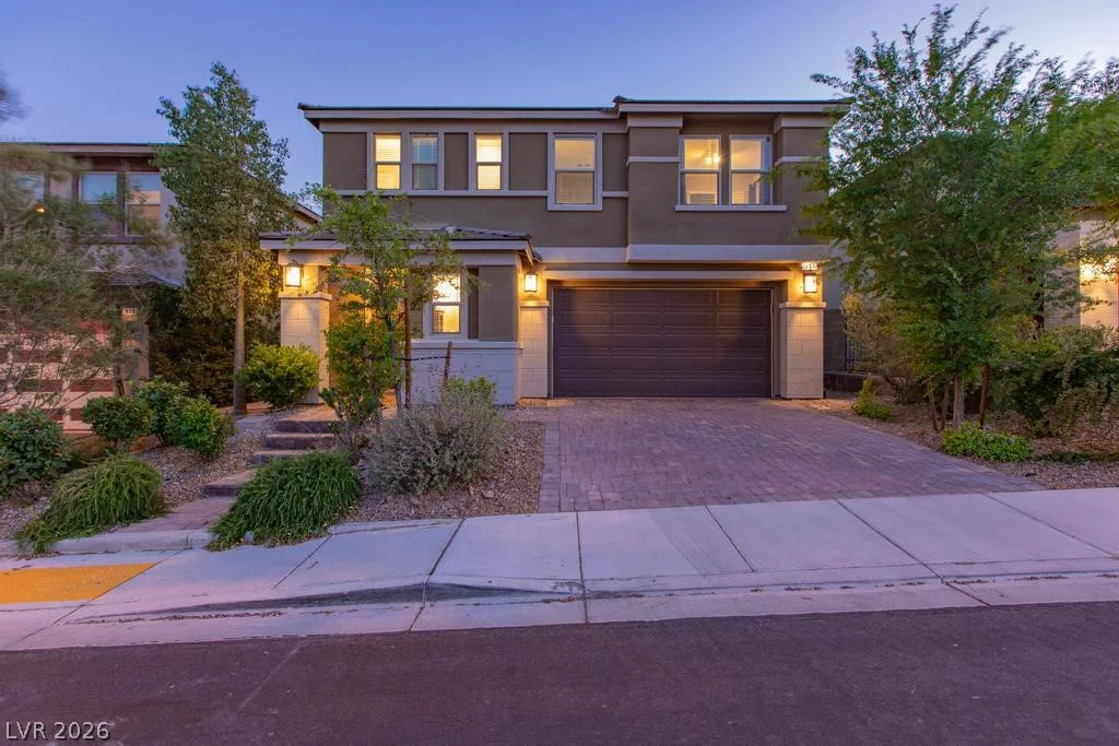 909 Riverlawn, Las Vegas, NV 89138