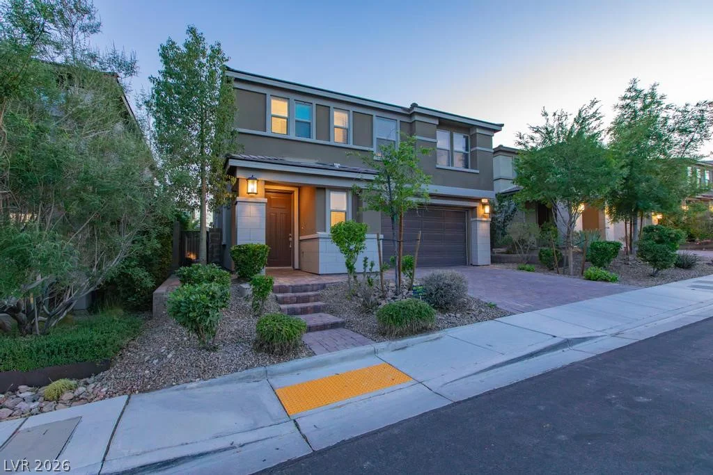 909 Riverlawn, Las Vegas, NV 89138