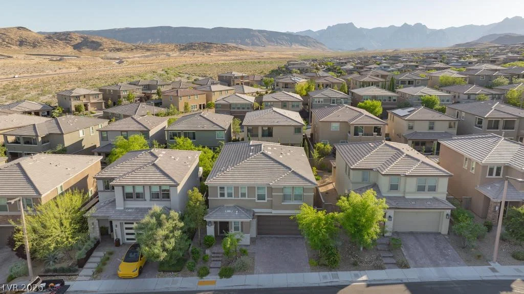 909 Riverlawn, Las Vegas, NV 89138