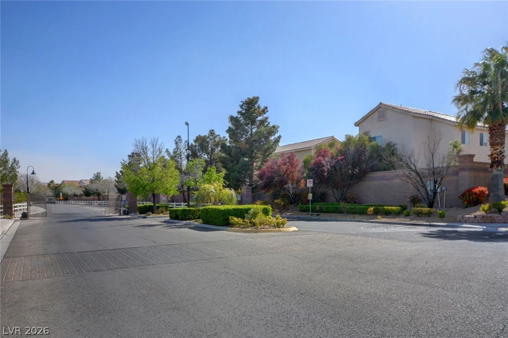 8830 Tomnitz, Las Vegas, NV 89178