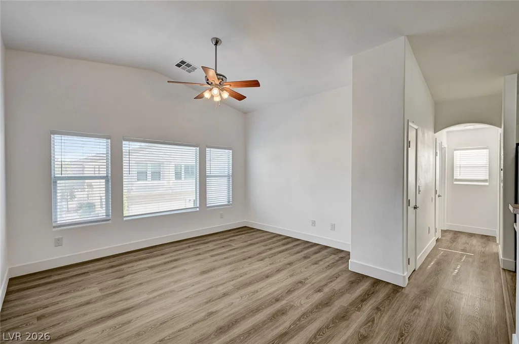 8830 Tomnitz, Las Vegas, NV 89178