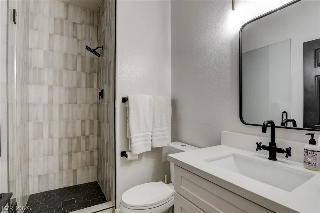 11035 Onslow, Las Vegas, NV 89135