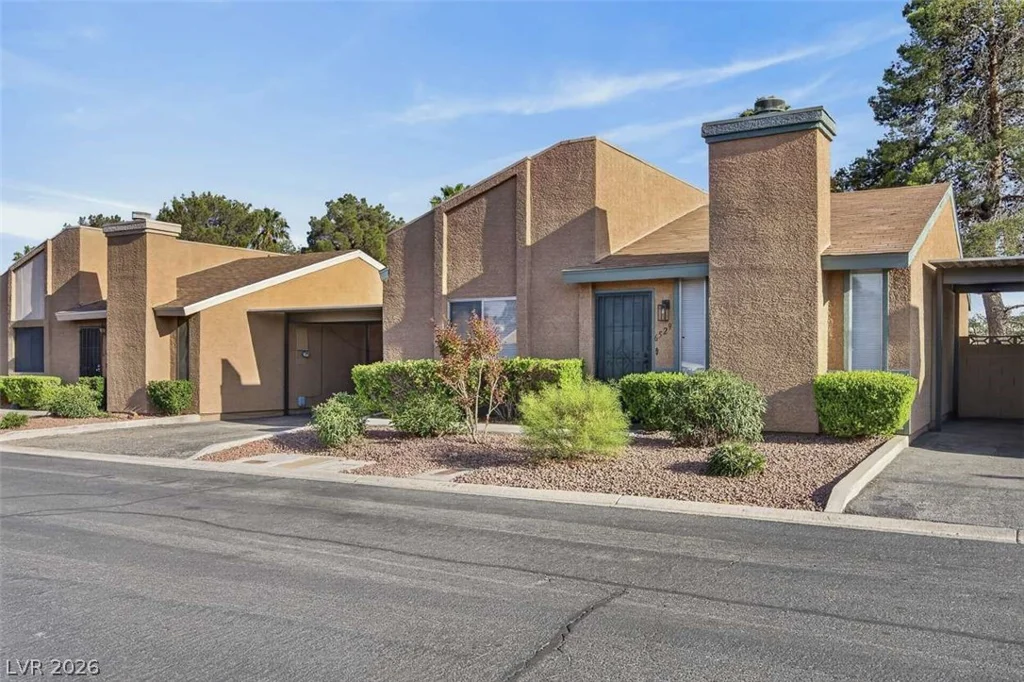 6529 Pinon Pine, Las Vegas, NV 89108
