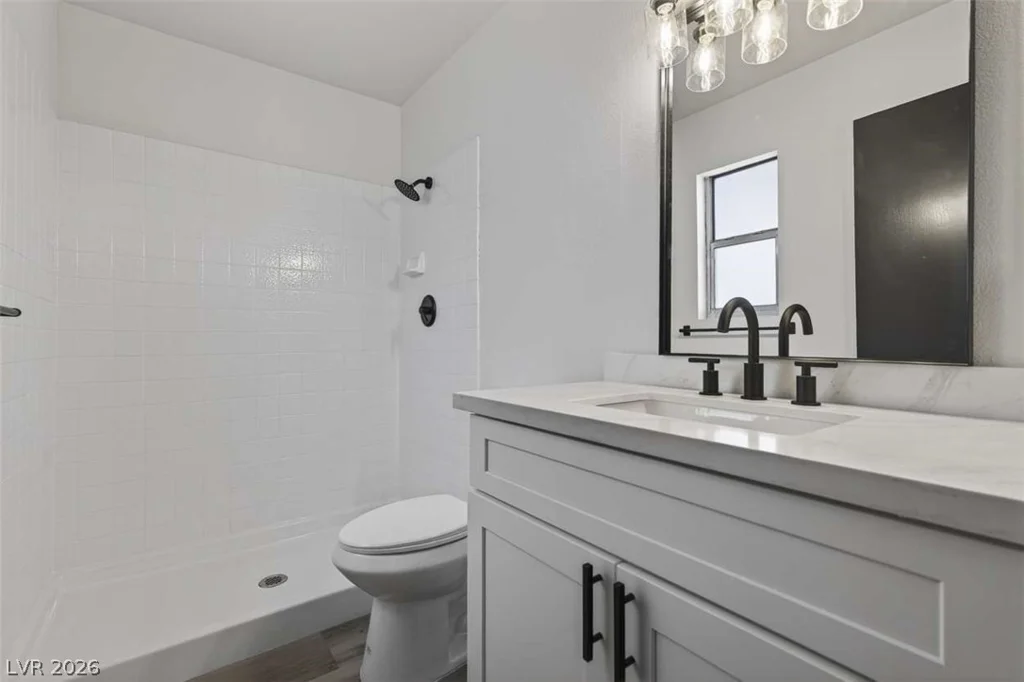 6529 Pinon Pine, Las Vegas, NV 89108