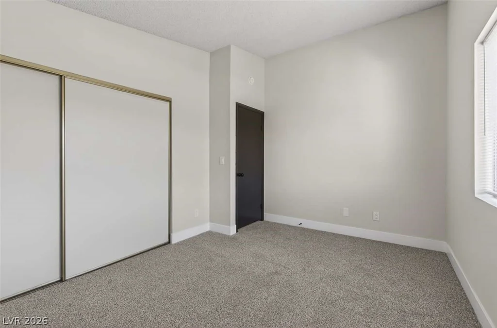 6529 Pinon Pine, Las Vegas, NV 89108