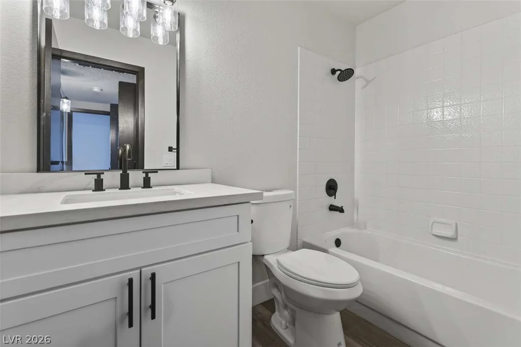 6529 Pinon Pine, Las Vegas, NV 89108