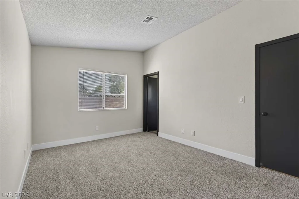 6529 Pinon Pine, Las Vegas, NV 89108