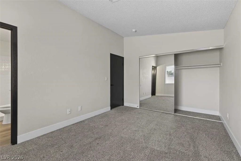 6529 Pinon Pine, Las Vegas, NV 89108