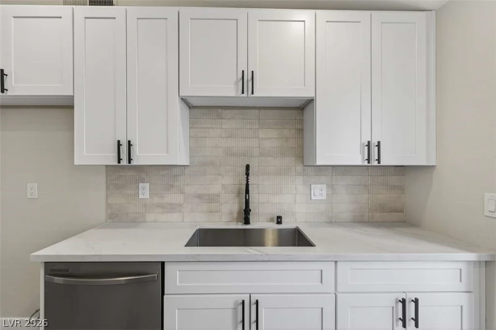 6529 Pinon Pine, Las Vegas, NV 89108