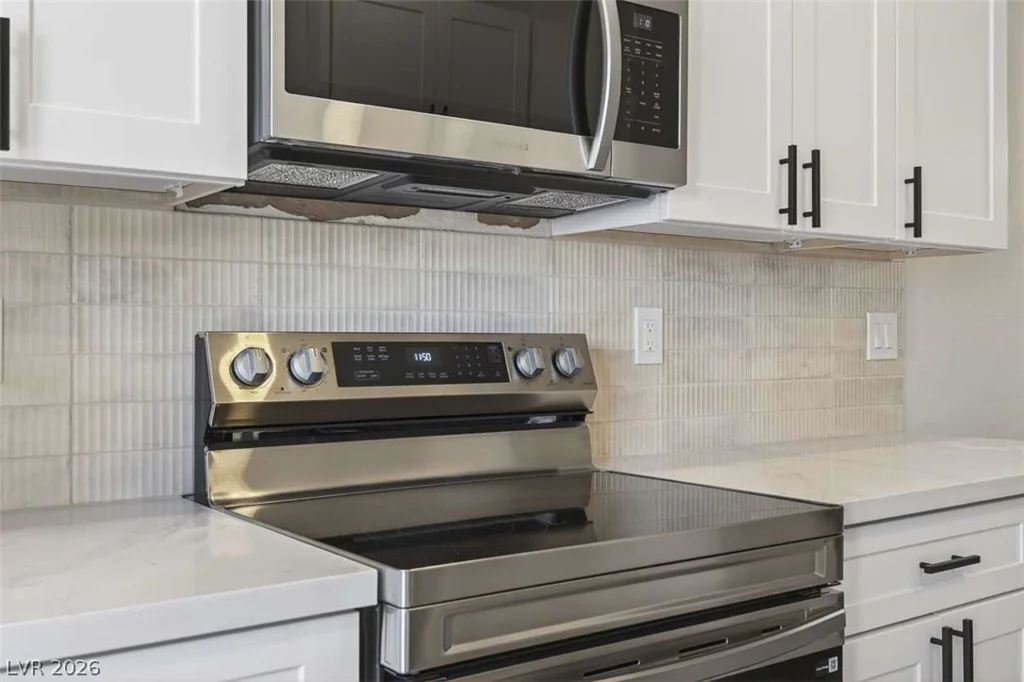 6529 Pinon Pine, Las Vegas, NV 89108