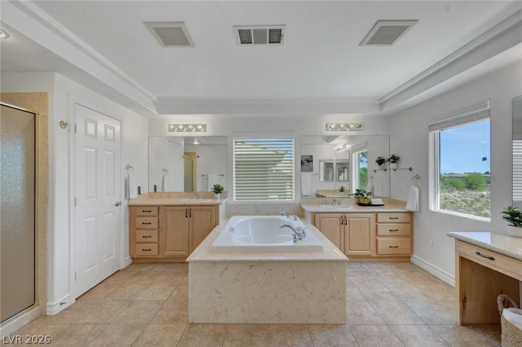 10757 Elk Lake, Las Vegas, NV 89144