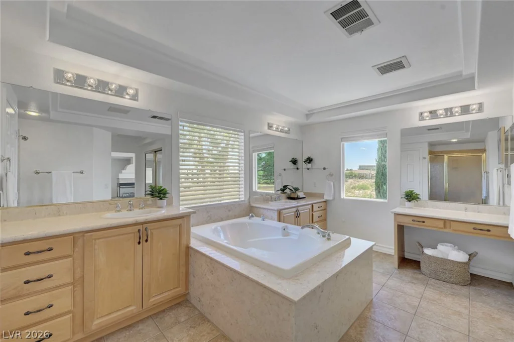 10757 Elk Lake, Las Vegas, NV 89144