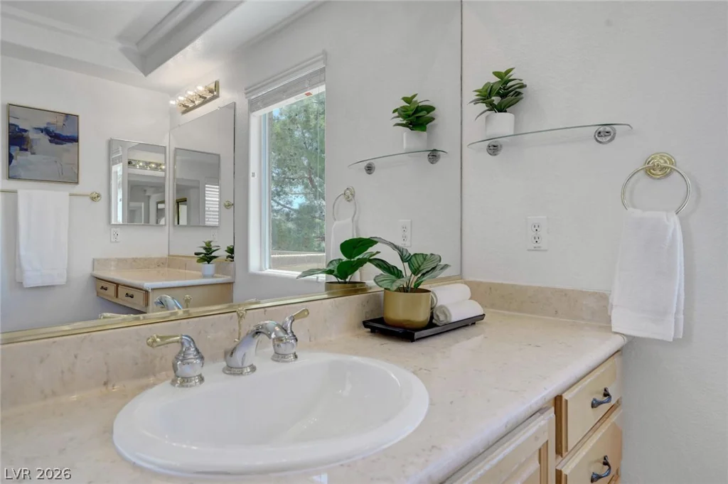 10757 Elk Lake, Las Vegas, NV 89144