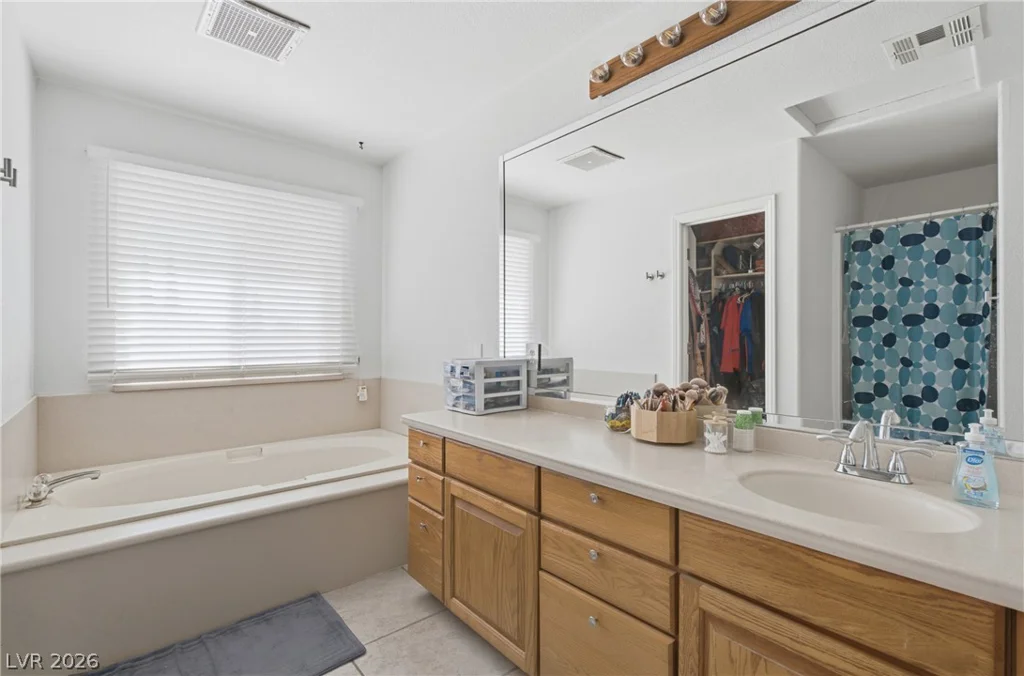 8350 Lori Marie, Las Vegas, NV 89149