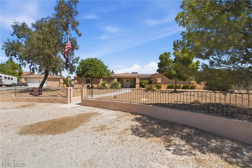 8350 Lori Marie, Las Vegas, NV 89149