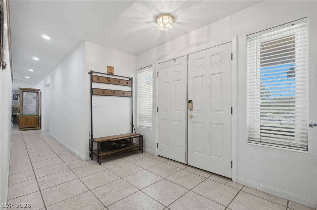 8350 Lori Marie, Las Vegas, NV 89149