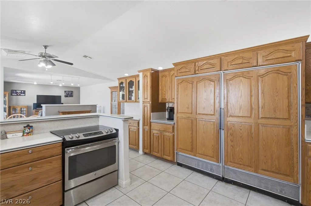 8350 Lori Marie, Las Vegas, NV 89149