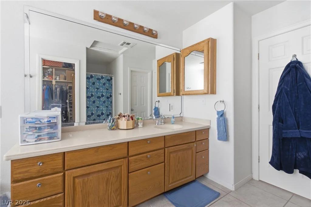 8350 Lori Marie, Las Vegas, NV 89149