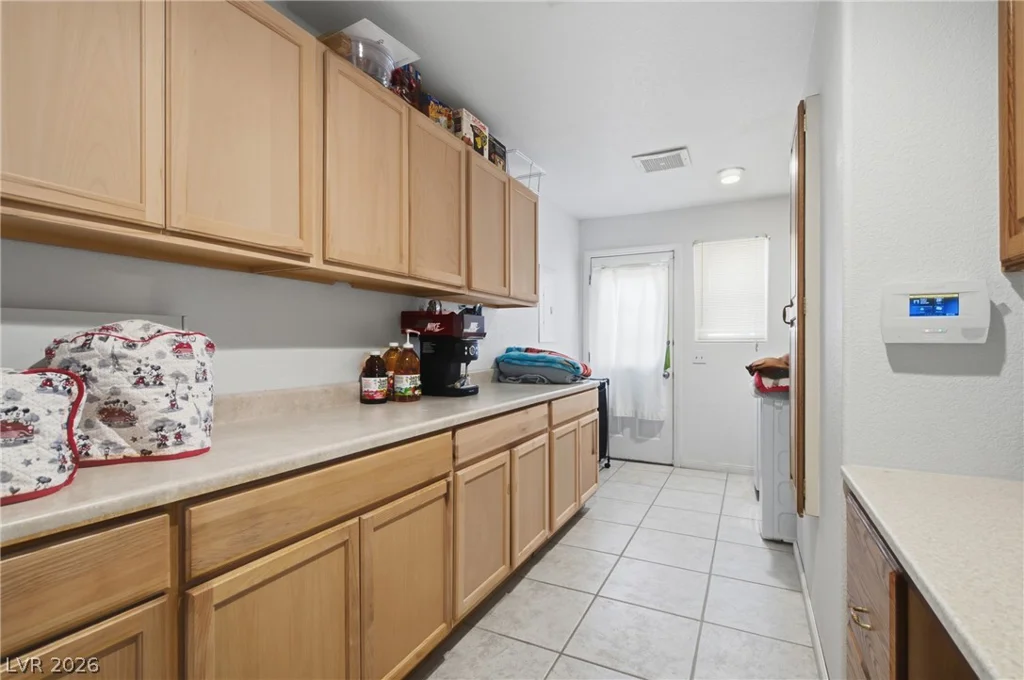 8350 Lori Marie, Las Vegas, NV 89149