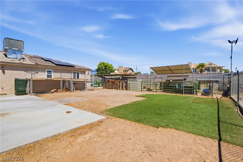 8350 Lori Marie, Las Vegas, NV 89149