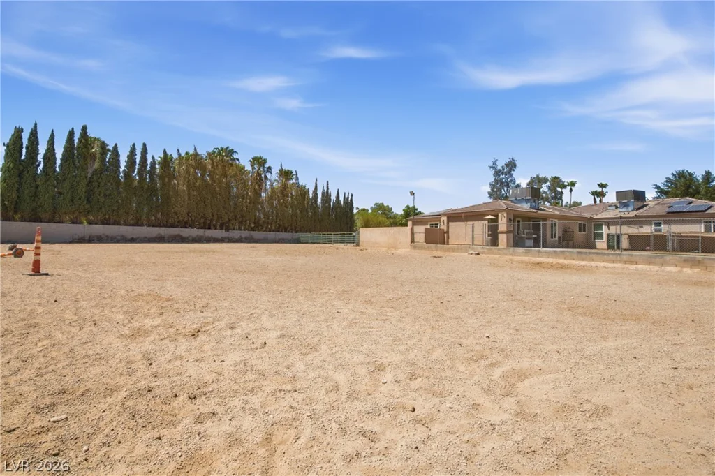 8350 Lori Marie, Las Vegas, NV 89149