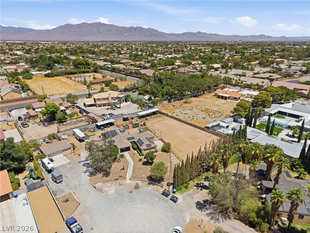 8350 Lori Marie, Las Vegas, NV 89149