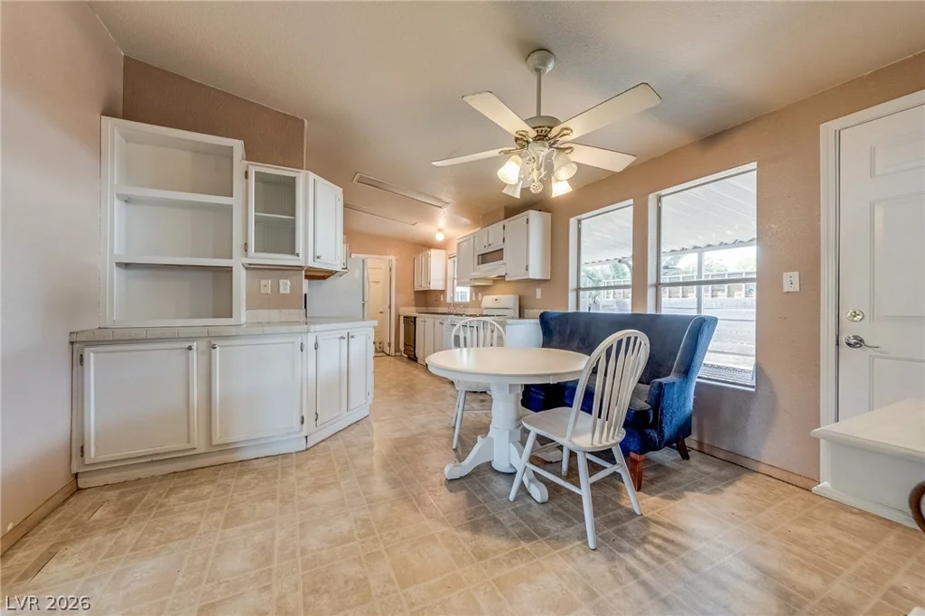 5423 Sir Richard, Las Vegas, NV 89110