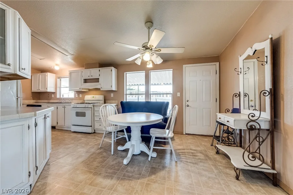 5423 Sir Richard, Las Vegas, NV 89110