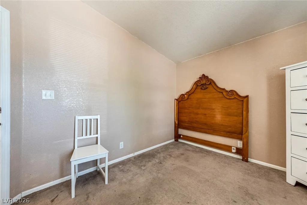 5423 Sir Richard, Las Vegas, NV 89110