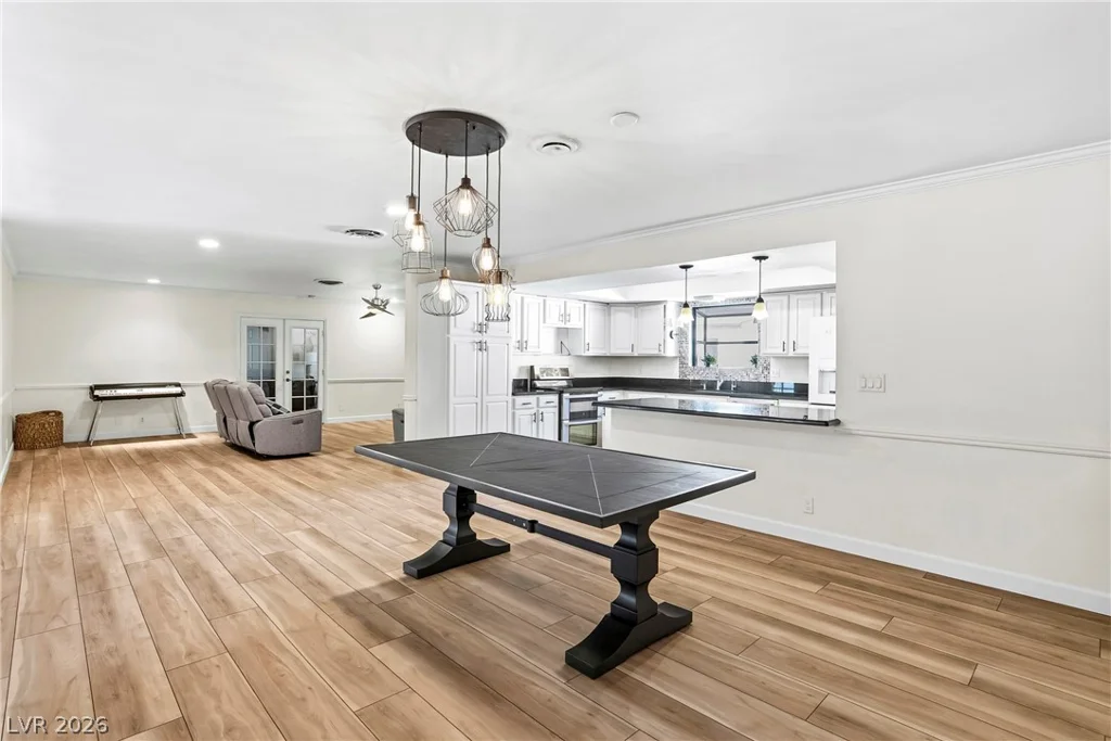 3689 Rosecrest, Las Vegas, NV 89121