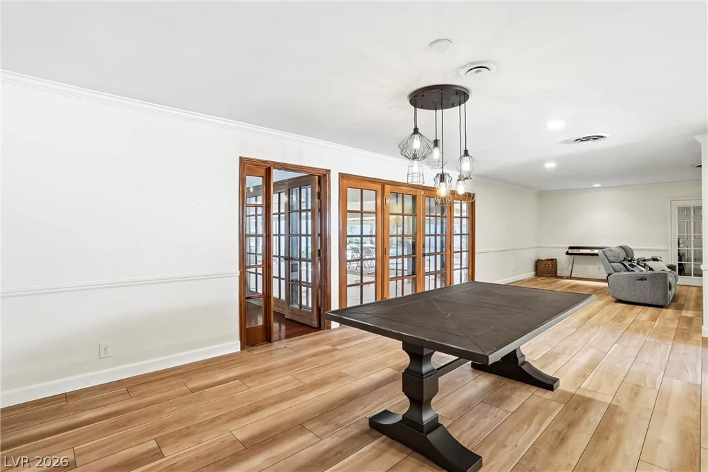 3689 Rosecrest, Las Vegas, NV 89121