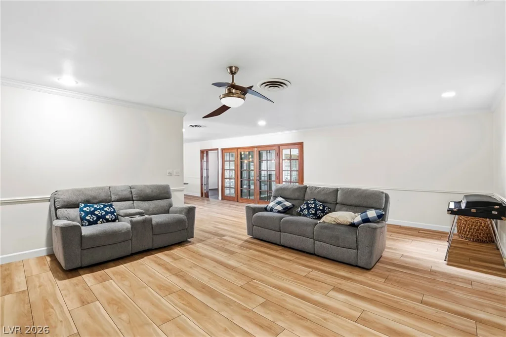 3689 Rosecrest, Las Vegas, NV 89121
