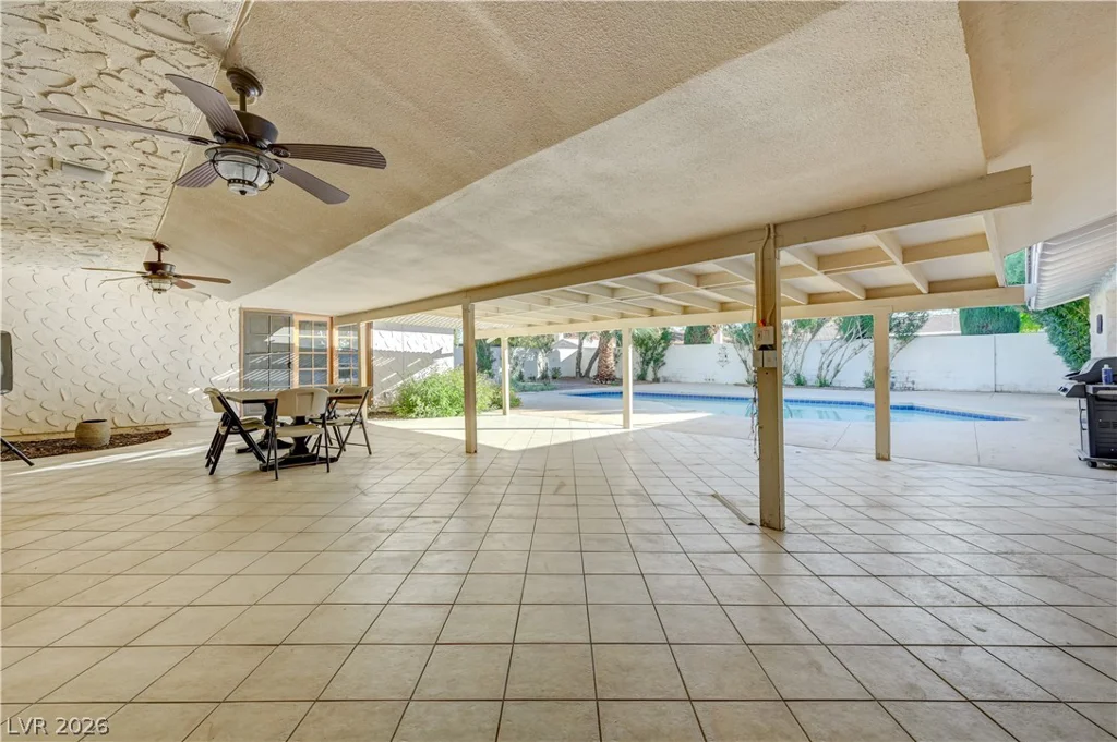 3689 Rosecrest, Las Vegas, NV 89121