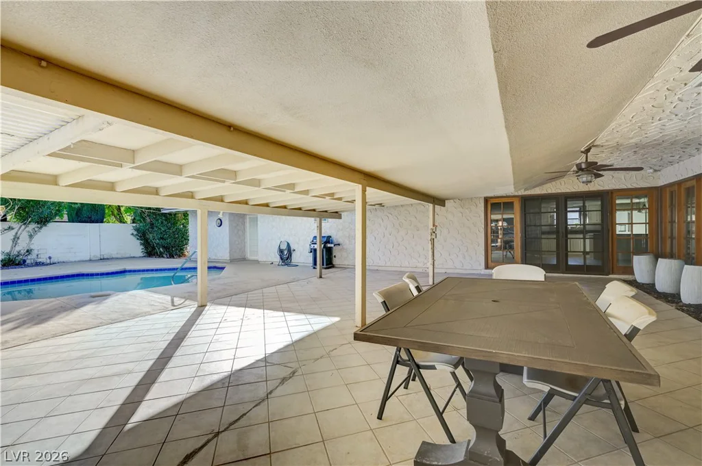 3689 Rosecrest, Las Vegas, NV 89121