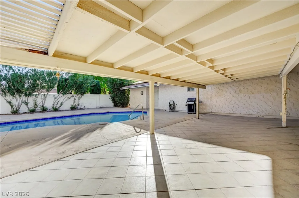 3689 Rosecrest, Las Vegas, NV 89121