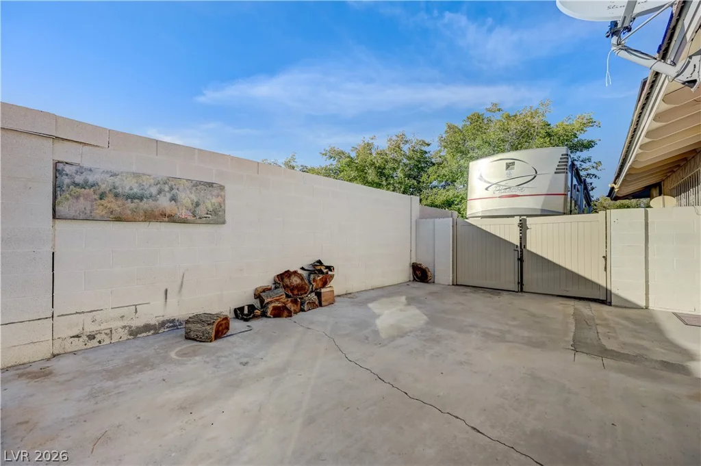 3689 Rosecrest, Las Vegas, NV 89121
