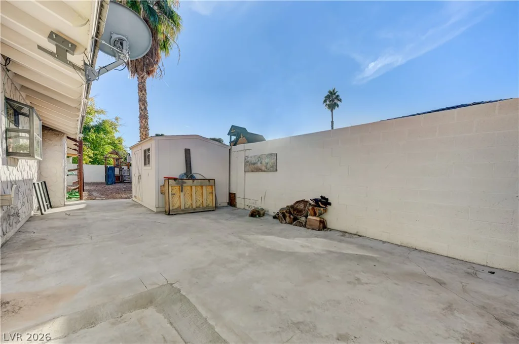 3689 Rosecrest, Las Vegas, NV 89121