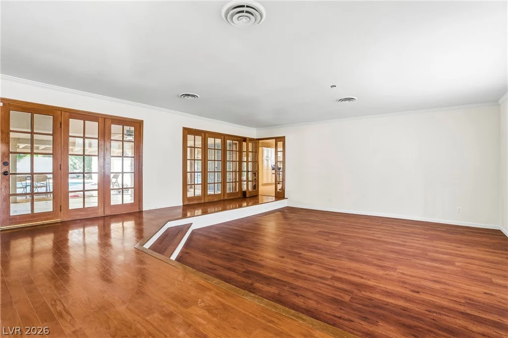 3689 Rosecrest, Las Vegas, NV 89121