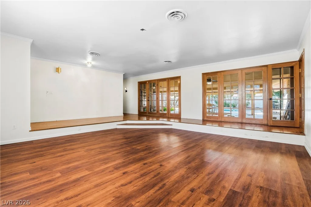 3689 Rosecrest, Las Vegas, NV 89121