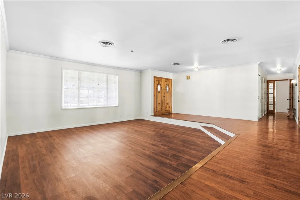 3689 Rosecrest, Las Vegas, NV 89121